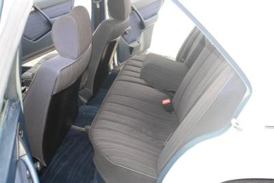 1986 Mercedes - Benz 200-serie