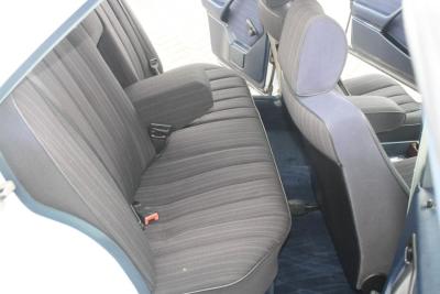 1986 Mercedes - Benz 200-serie