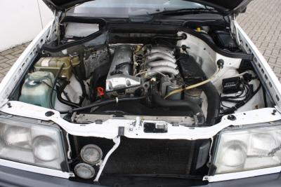 1986 Mercedes - Benz 200-serie