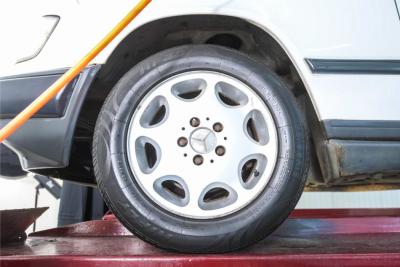 1986 Mercedes - Benz E-Klasse