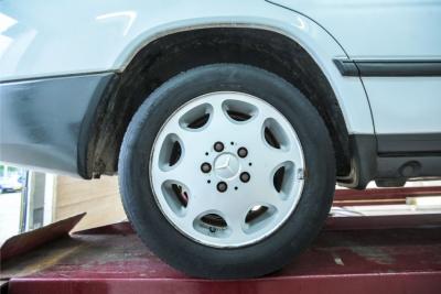 1986 Mercedes - Benz E-Klasse