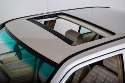 1989 Mercedes - Benz 190D 2.5 turbo Diesel