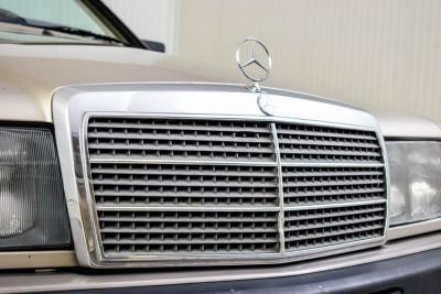 1989 Mercedes - Benz 190D 2.5 turbo Diesel