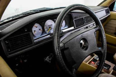 1989 Mercedes - Benz 190D 2.5 turbo Diesel