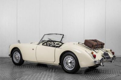 1961 MG MGA