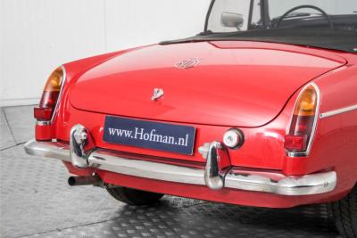 1966 MG B MGB overdrive chroom spaakwielen