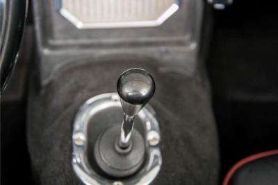 1966 MG B MGB overdrive chroom spaakwielen