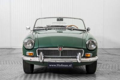 1967 MG B