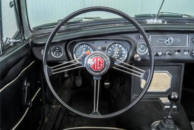 1968 MG B