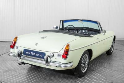 1968 MG B