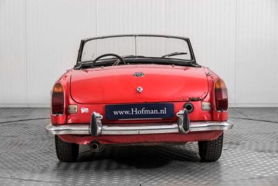 1971 MG B