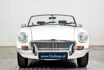 1973 MG B