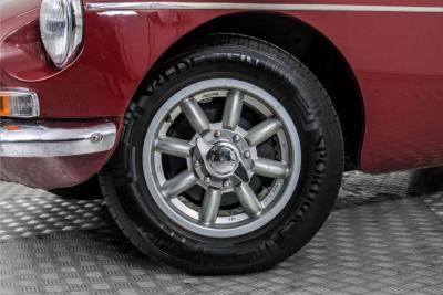 1973 MG B MGB metal dash overdrive