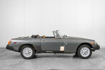 1977 MG B