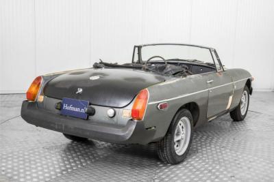 1977 MG B