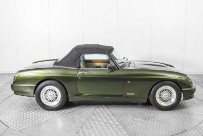 1991 MG RV8