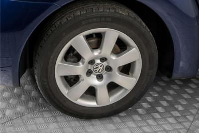 2003 Volkswagen New Beetle