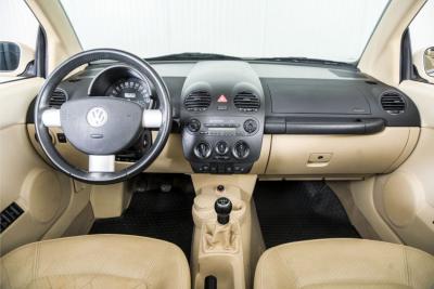 2003 Volkswagen New Beetle