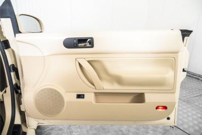 2003 Volkswagen New Beetle