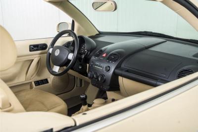 2003 Volkswagen New Beetle