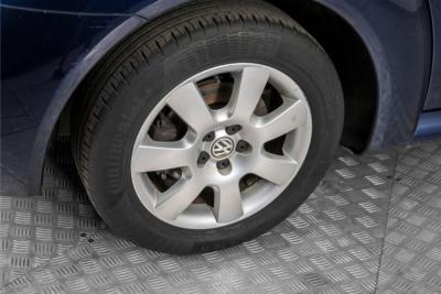 2004 Volkswagen New Beetle