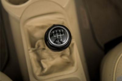 2004 Volkswagen New Beetle