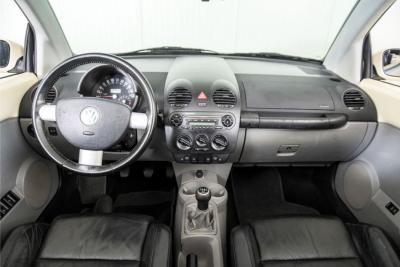 2004 Volkswagen New Beetle