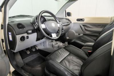 2004 Volkswagen New Beetle