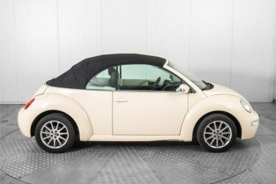 2004 Volkswagen New Beetle