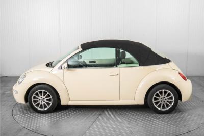 2004 Volkswagen New Beetle