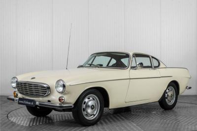 1968 Volvo P1800