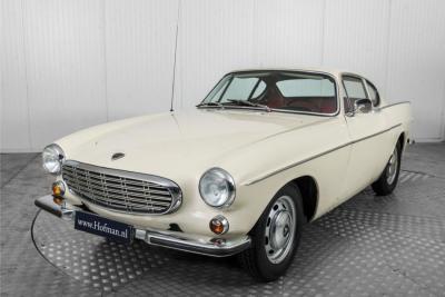 1968 Volvo P1800