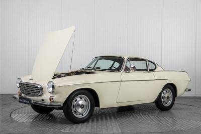 1968 Volvo P1800
