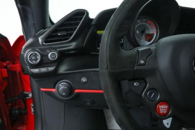 2020 Ferrari 488 PISTA