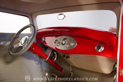 1932 Ford 3-Window Coupe