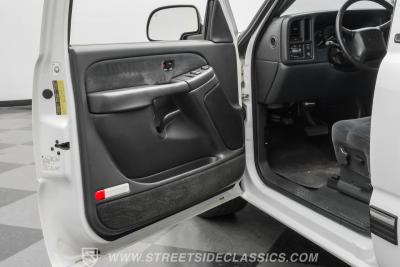 2000 Chevrolet Silverado 1500 LS