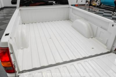 2000 Chevrolet Silverado 1500 LS