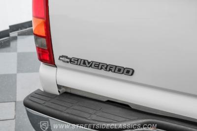 2000 Chevrolet Silverado 1500 LS