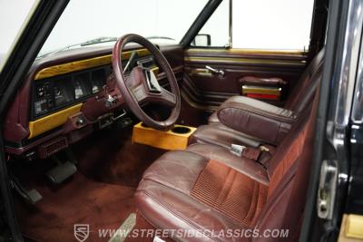 1988 Jeep Grand Wagoneer