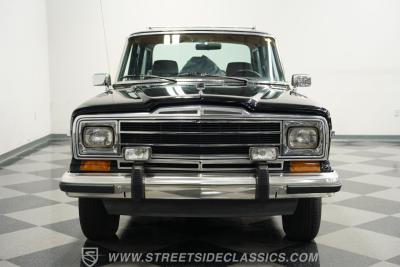1988 Jeep Grand Wagoneer