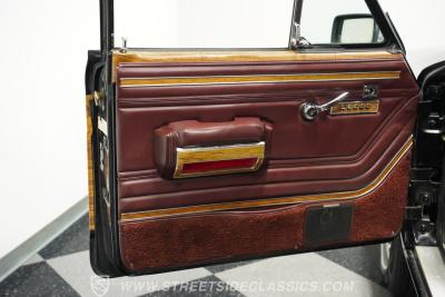 1988 Jeep Grand Wagoneer