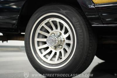 1988 Jeep Grand Wagoneer