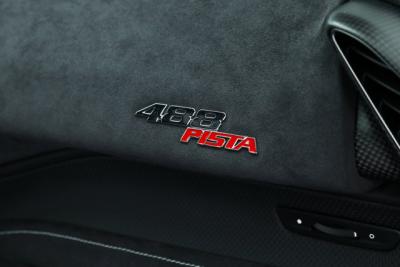 2019 Ferrari 488 PISTA
