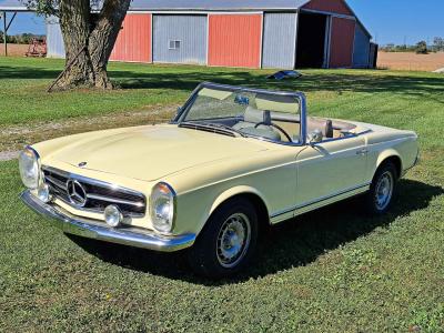 1966 Mercedes - Benz 230 SL Pagoda - Manual