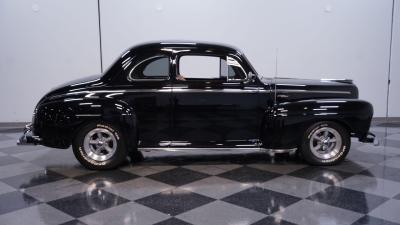 1947 Ford Deluxe Coupe