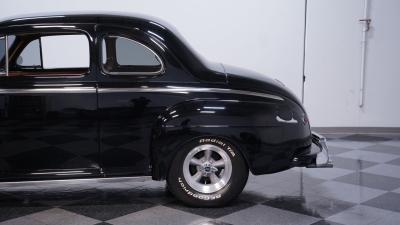 1947 Ford Deluxe Coupe