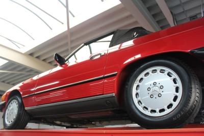 1986 Mercedes - Benz Mercedes Benz 560 SL &ldquo;Becker Grand Prix&rdquo;