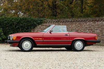 1986 Mercedes - Benz Mercedes Benz 560 SL &ldquo;Becker Grand Prix&rdquo;