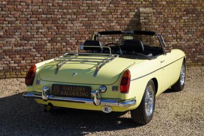 1977 MG B Roadster Overdrive