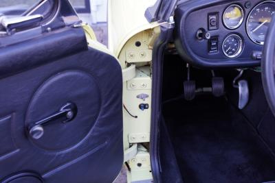 1977 MG B Roadster Overdrive